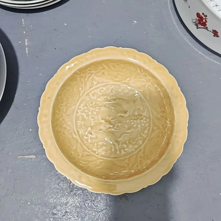 小*童景德镇雕塑大盘子1块