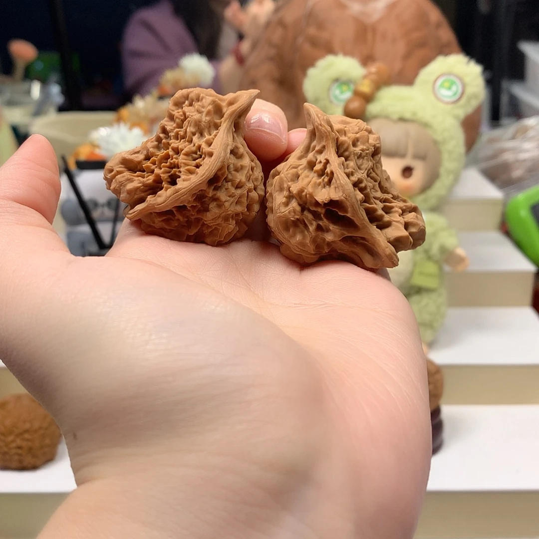 吊坠桃核异型招财鸟