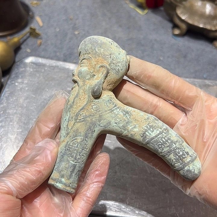 微瑕疵黄铜摆件工艺品