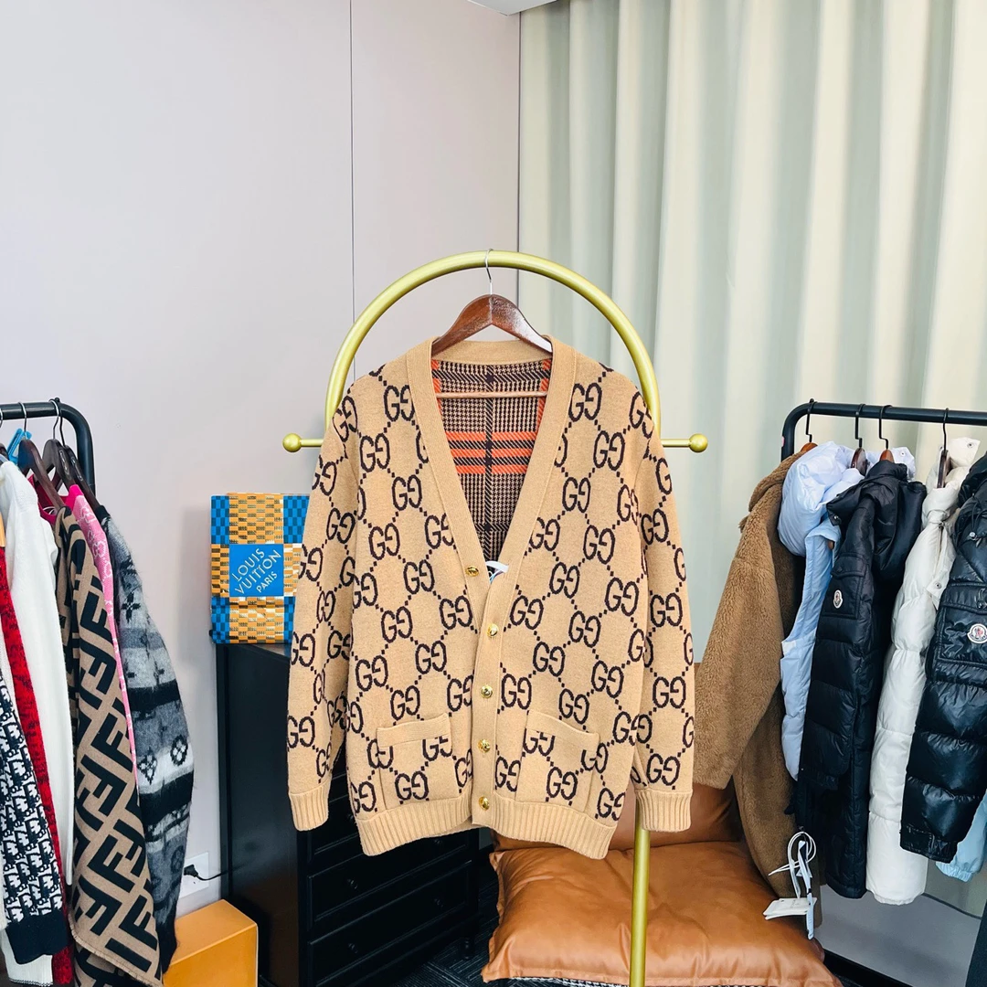 99新 GUCCI/古驰 双面穿棕色老花满印外套 S码 99新