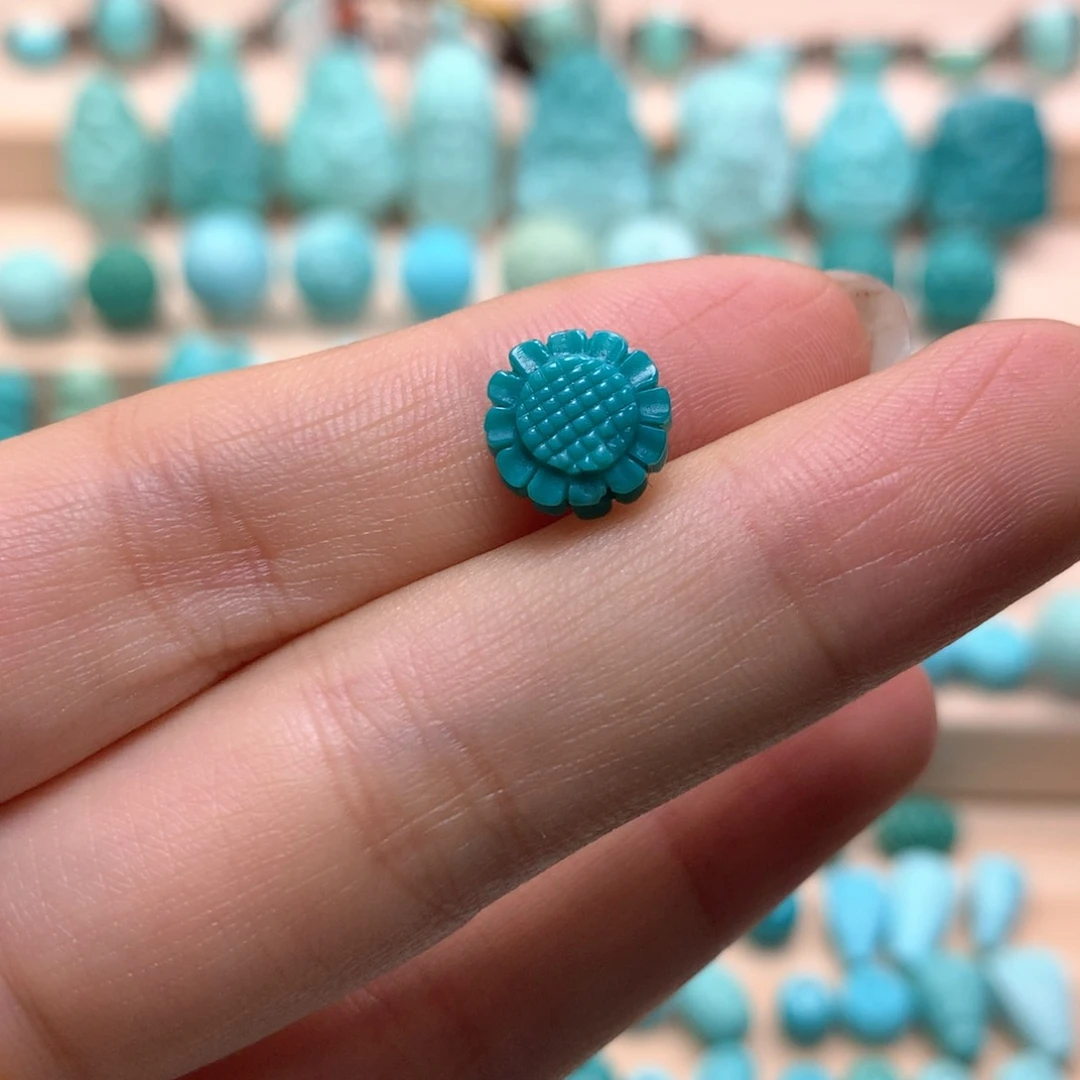 绿松石珠宝奇石未镶嵌