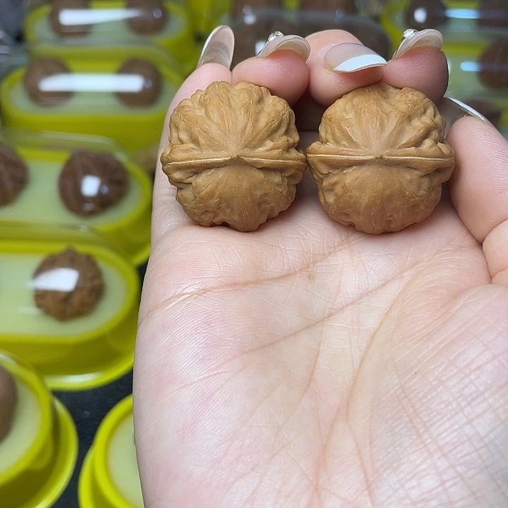 旁***者吊坠文玩核桃花开富贵