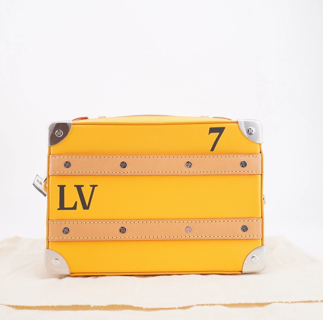 99新 LouisVuitton/路易威登 Handle soft trunk数字7斜挎包 F958