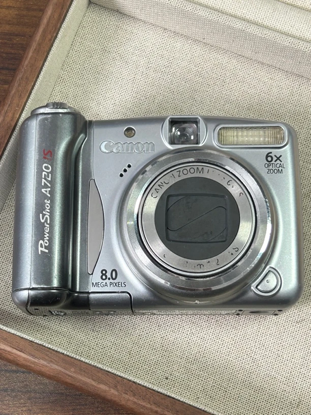 9新 Canon/佳能 a720 银色 复古ccd数码相机学生便携