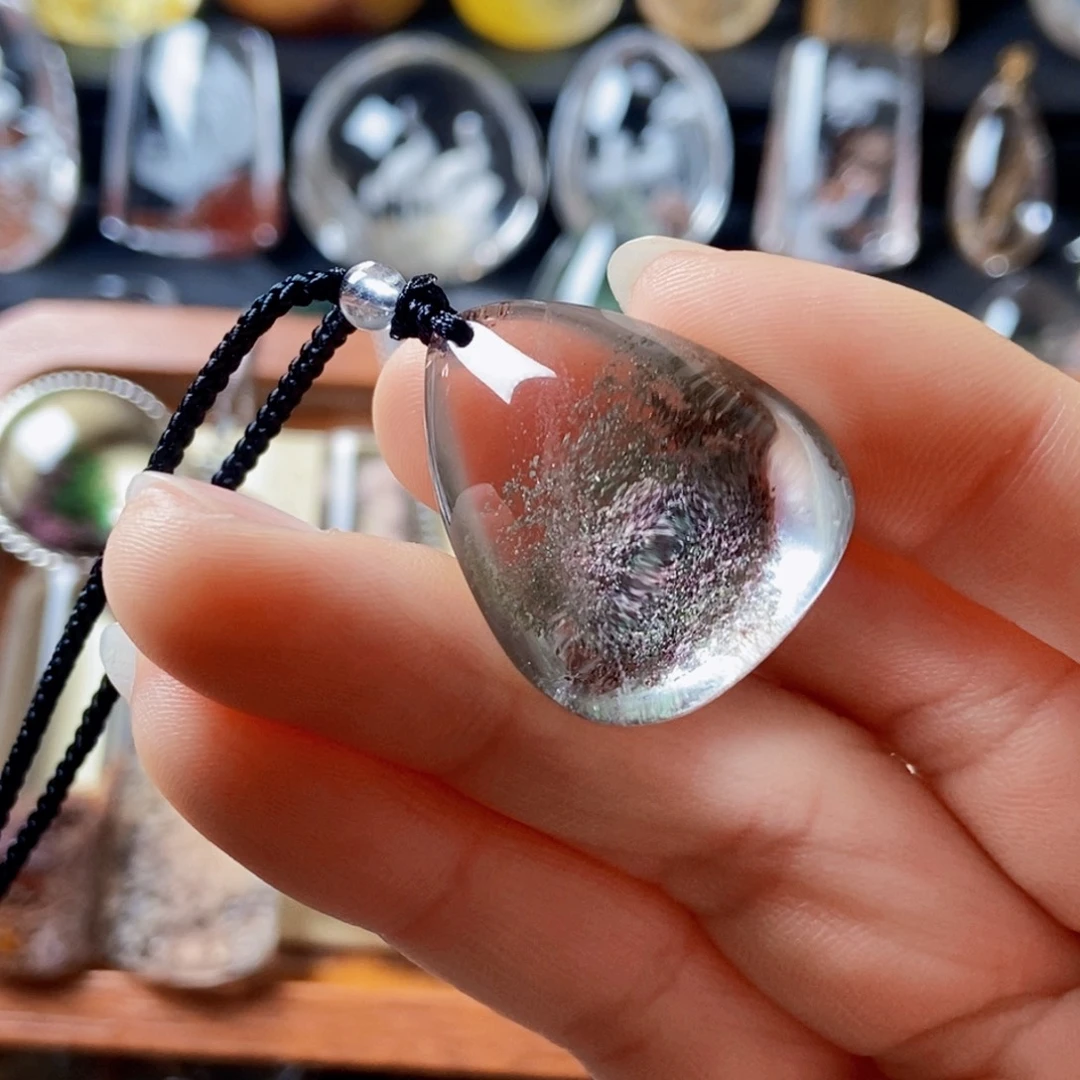 未镶嵌颈饰水晶绿幽灵