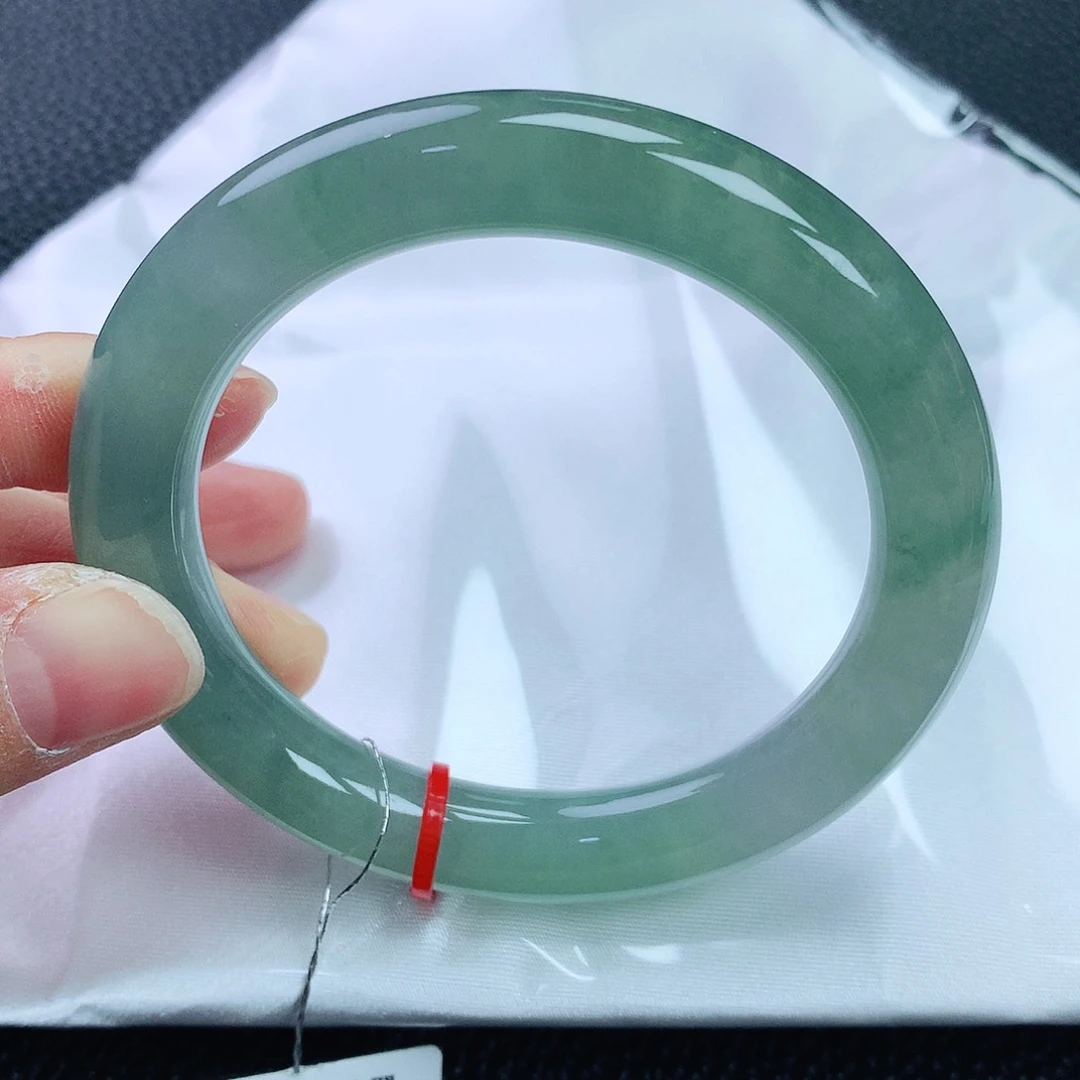 翡翠手镯未镶嵌S****n54胖