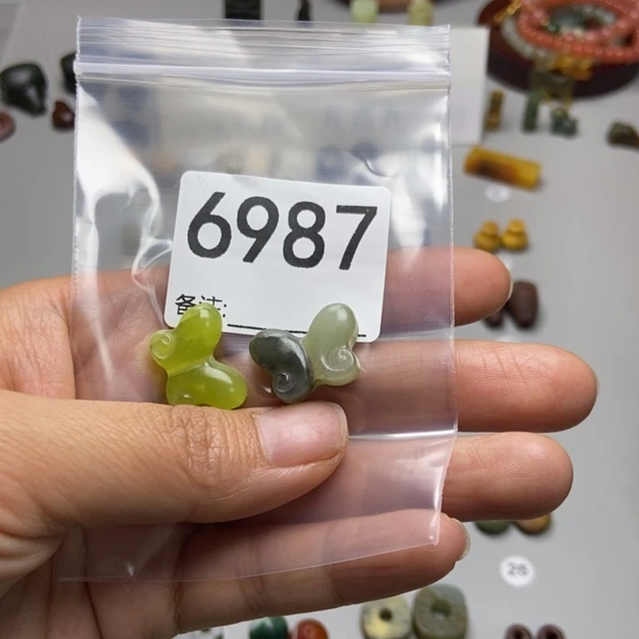 糖***子蛇纹石玉未镶嵌项链