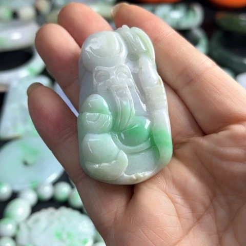 【闪购商品】翡翠未镶嵌颈饰