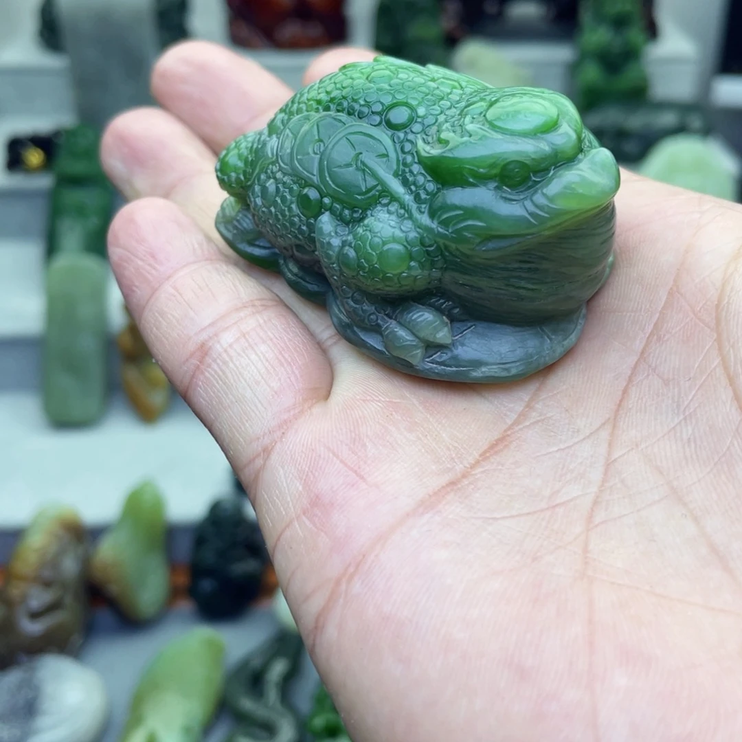 白***碴和田玉未镶嵌颈饰
