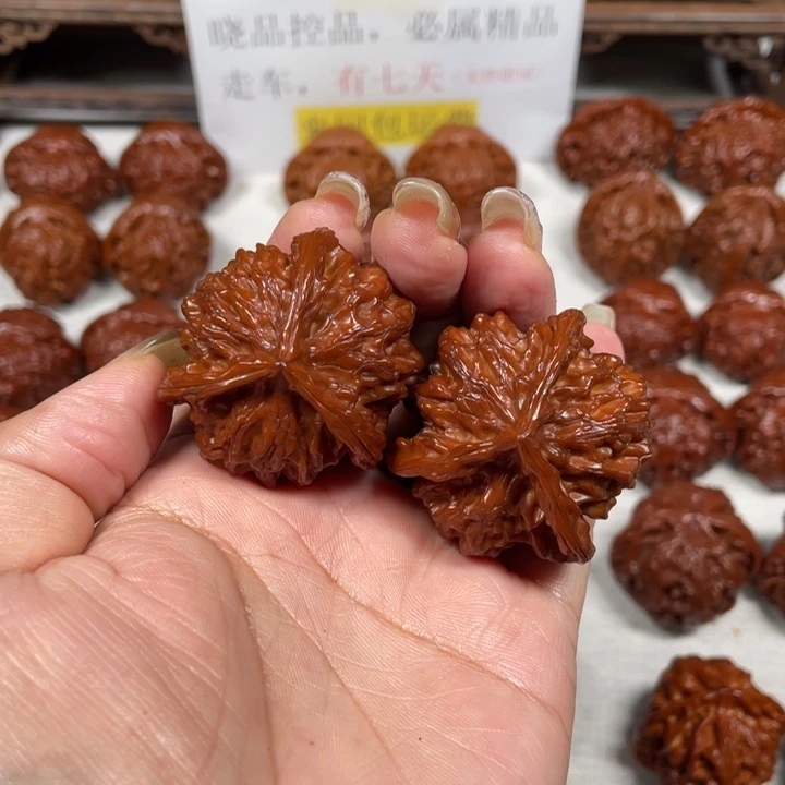 伊****吊坠文玩核桃三棱7LXP#00#