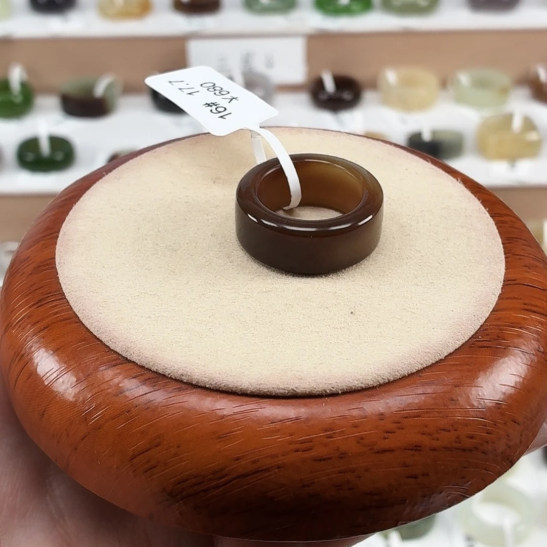 韩***卯和田玉未镶嵌戒指内径17.7