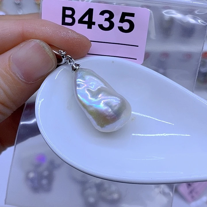 颈饰未镶嵌淡水珍珠