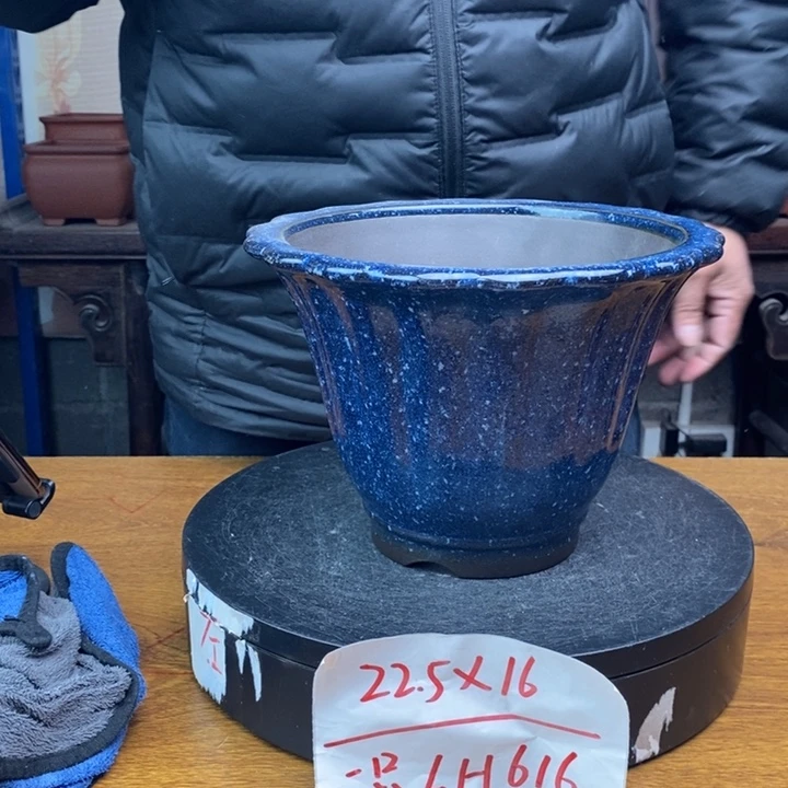 紫砂花盆货号一只LH616