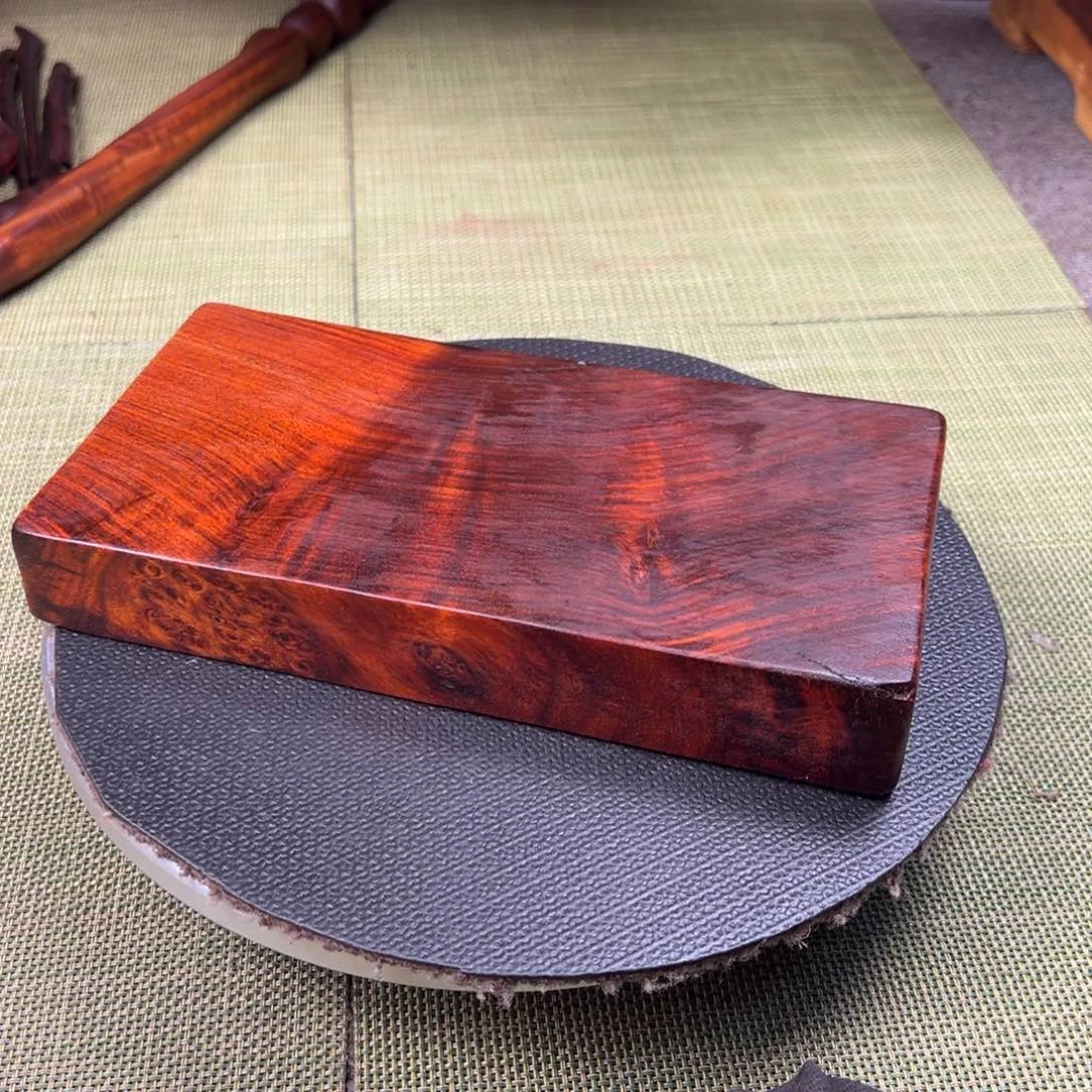 大果紫檀（缅甸花梨）凛*