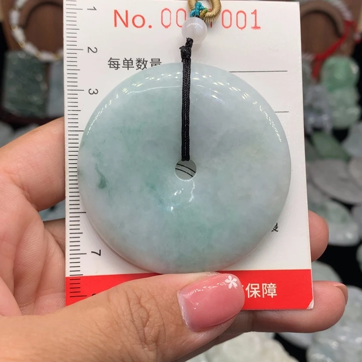 翡翠未镶嵌颈饰11