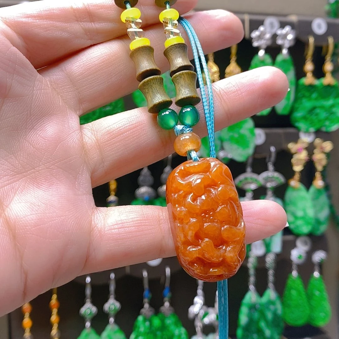 未镶嵌翡翠耳饰翡翠