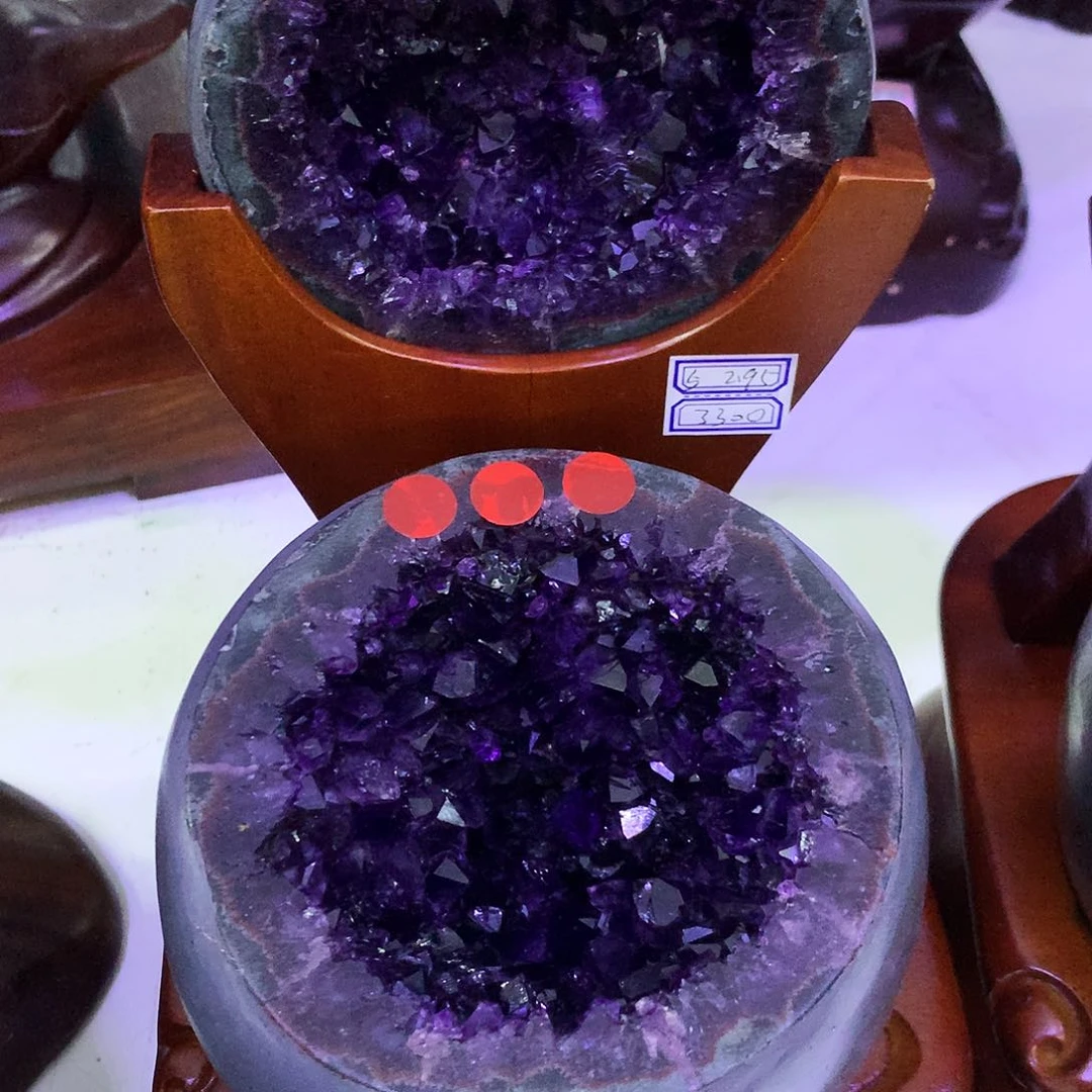 未镶嵌水晶大型摆件（非配饰）