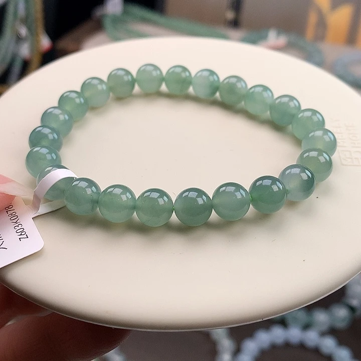 翡翠未镶嵌手链冰润满绿，无瑕，品质高，炸