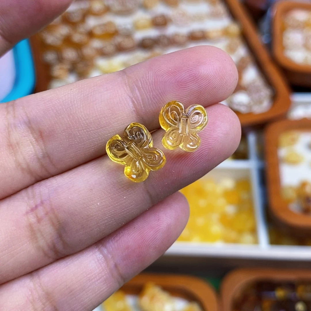 未镶嵌琥珀珠宝奇石