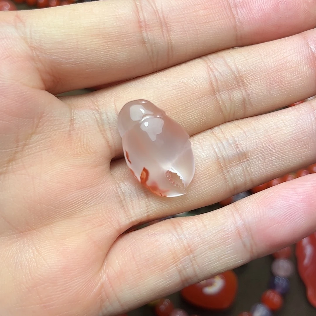 南红玛瑙未镶嵌颈饰