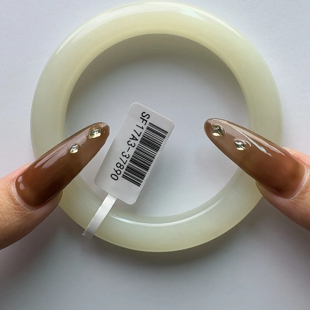 和田玉未镶嵌手镯60新疆暖白