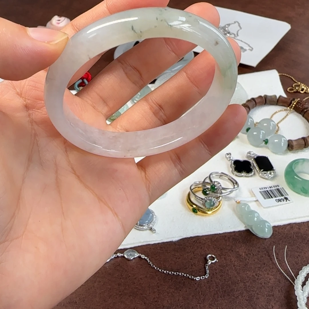 翡翠未镶嵌手镯53X46.8