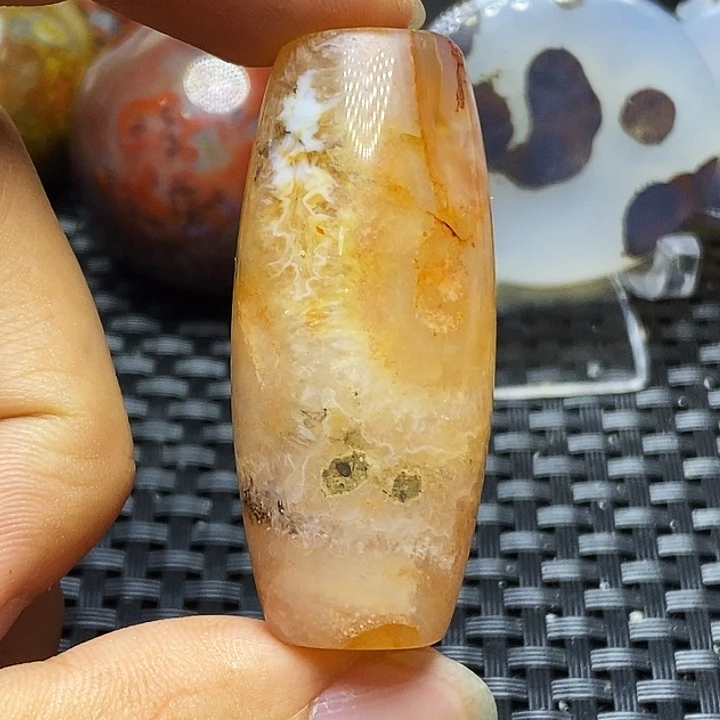 用***4玛瑙/玉髓未镶嵌颈饰