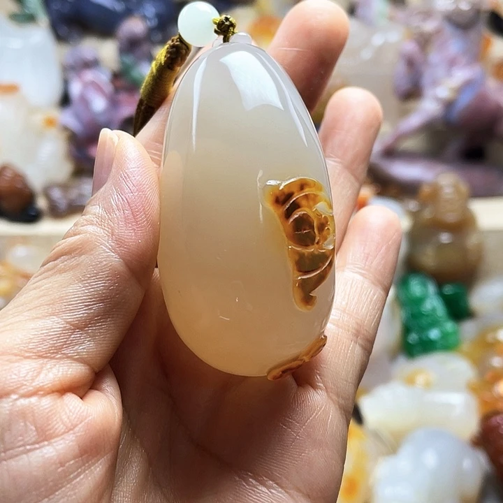 石英质玉未镶嵌饰品