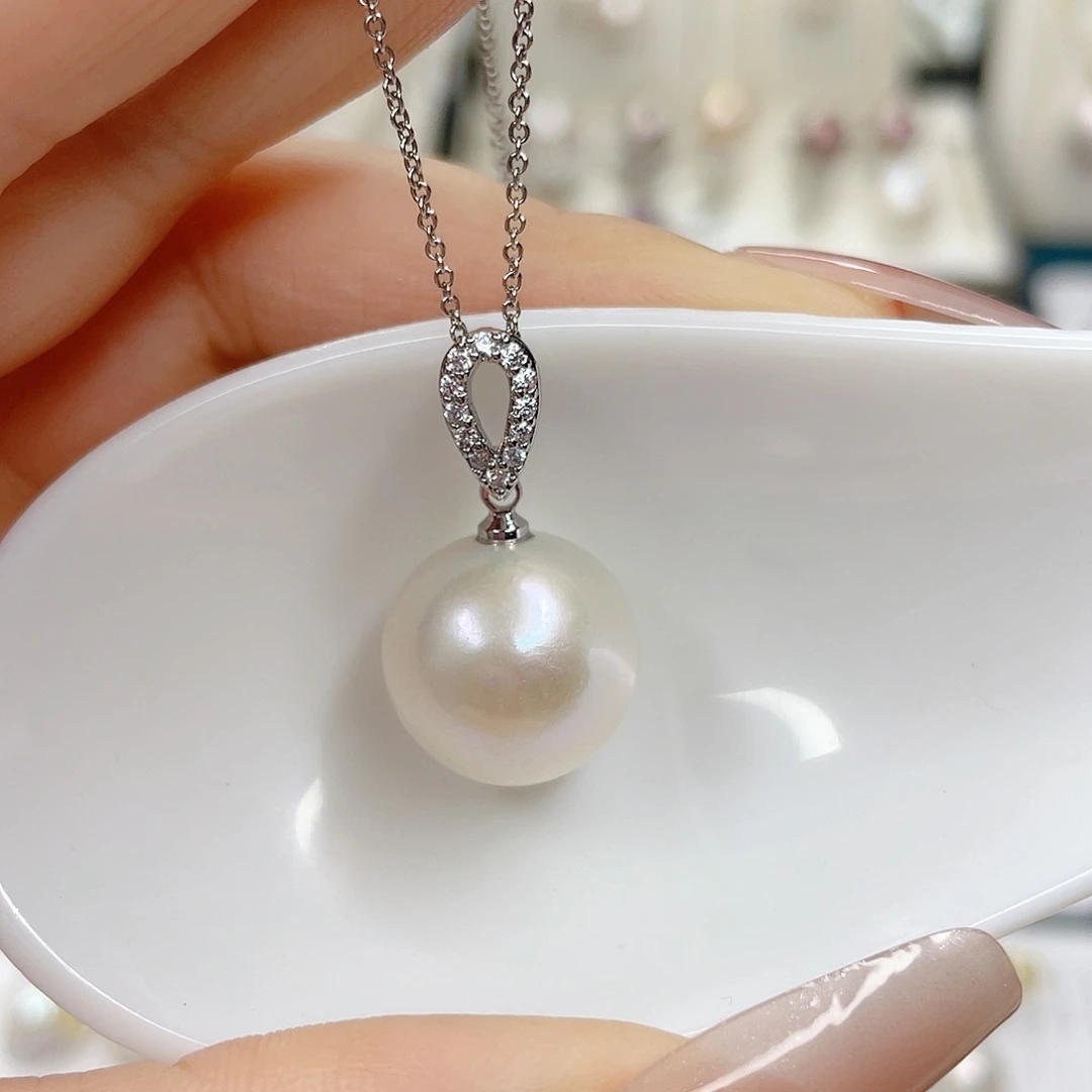 淡水珍珠合金吊坠(赠链)