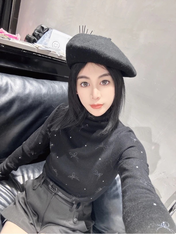 女老板蝴蝶结钻钻高领打底