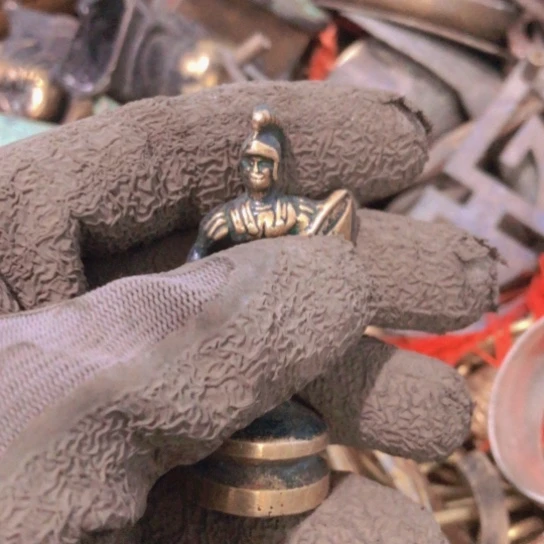 中***乐闪电购铜摆件工艺品