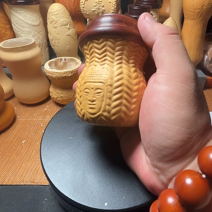 小心翼翼把他当成是个