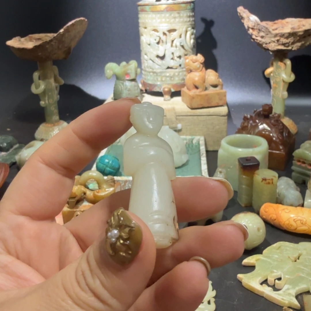 吴***波摆件111111111111111111