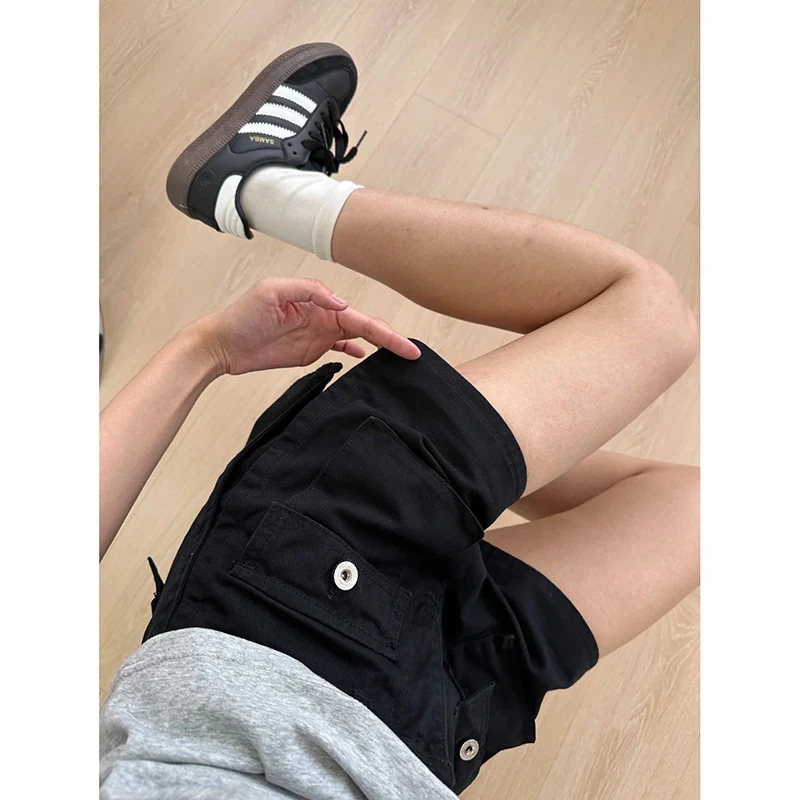 黑色工装牛仔短裤女2025夏季薄款设计感高腰时尚百搭辣妹a字热裤