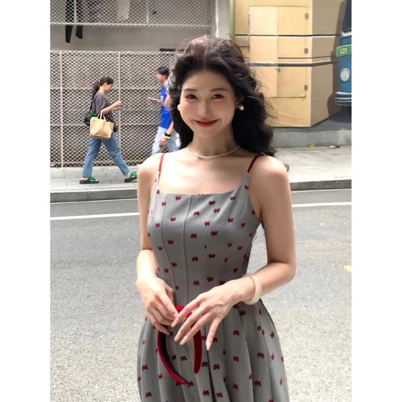 肖夫人【辛德瑞拉】法式复古港风格子吊带裙连衣裙女夏气质收 SS001