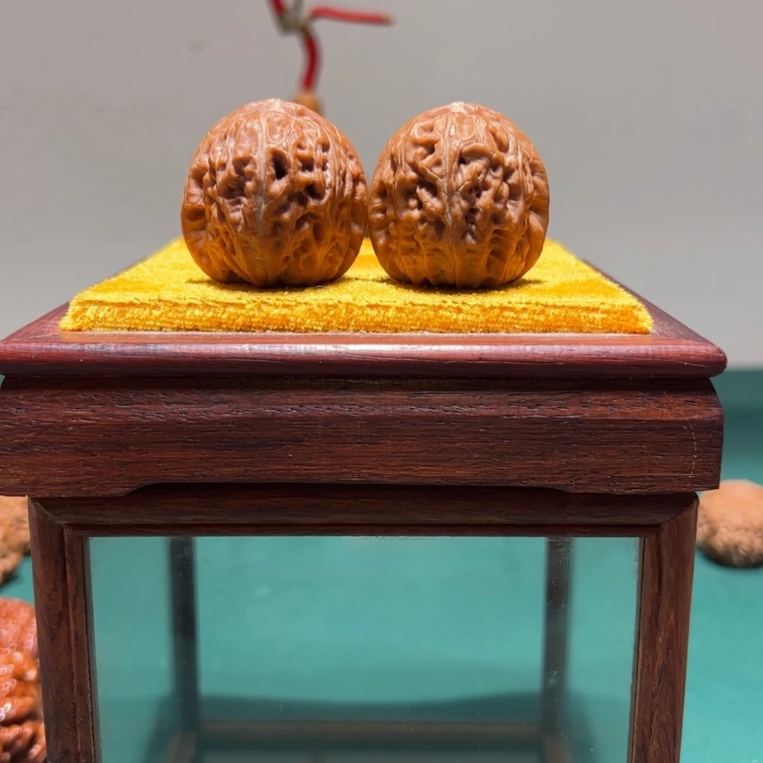 野***霸文玩核桃把件元宝 40