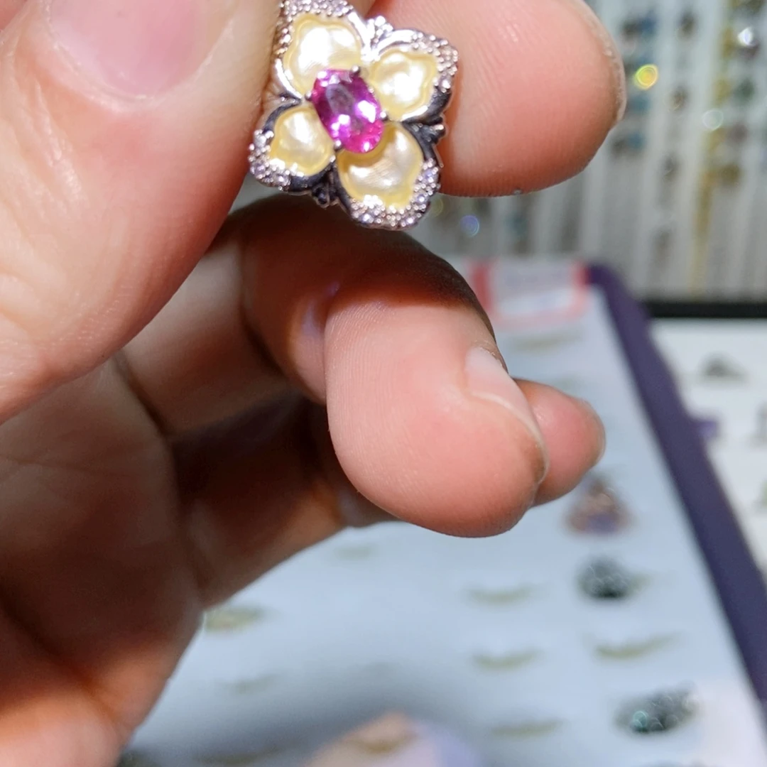 绿水晶戒指银S925镶嵌z****x