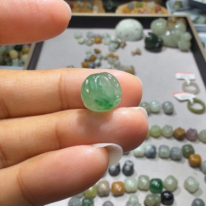 未镶嵌和田玉珠宝半成品