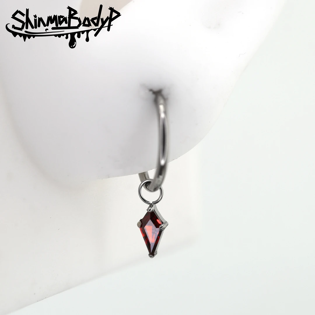 合金耳饰 Shinma钛合金红色菱形挂坠水滴恶魔哥特亚比耳环耳骨环