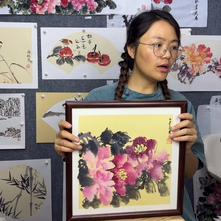 国画手绘带框花开富贵