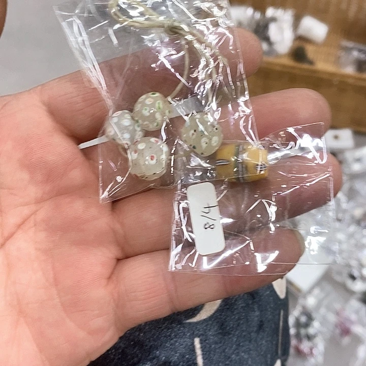 J***e哈哈哈哈哈哈哈哈哈哈