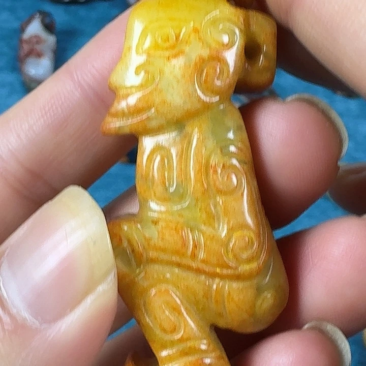 和田玉（糖玉）未镶嵌挂件