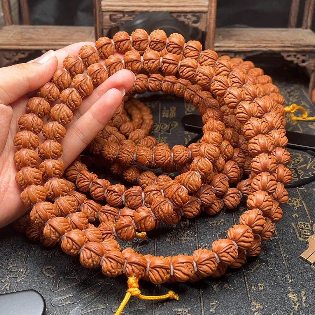 吊坠桃核金蟾薄挂