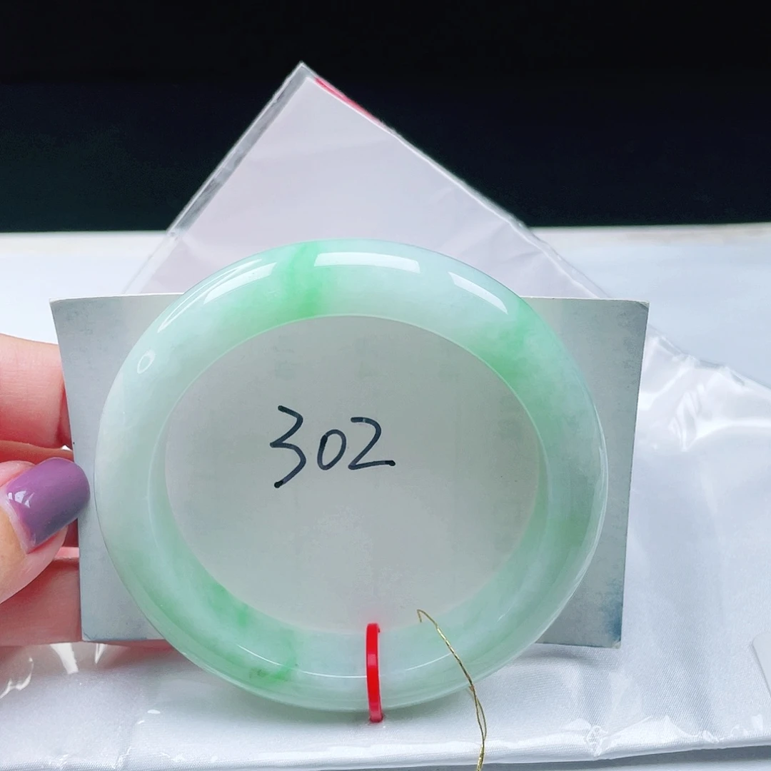 翡翠未镶嵌手镯缅甸翡翠58+
