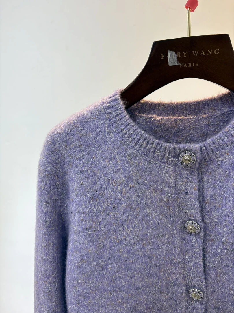 【十一】时尚女装秋冬小香风紫色开衫毛衣 ZK150