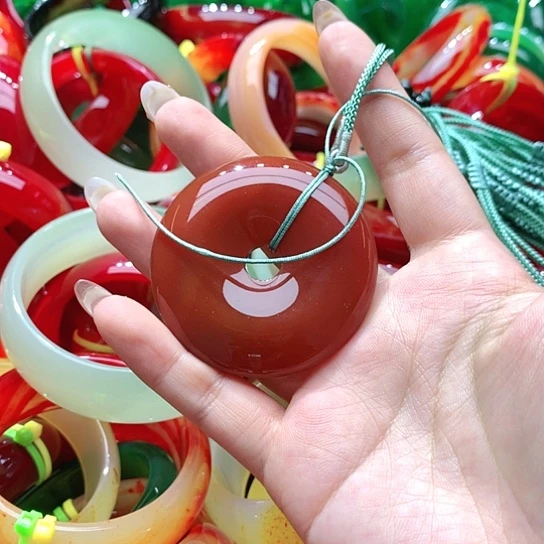 【闪购商品】手镯玛瑙/玉髓未镶嵌吊坠