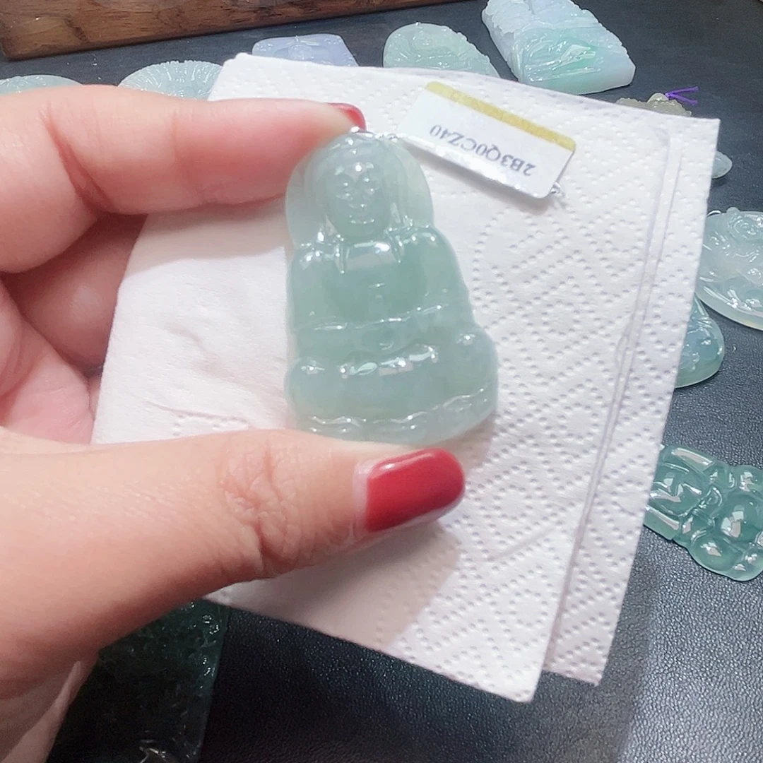 翡翠未镶嵌颈饰吊坠