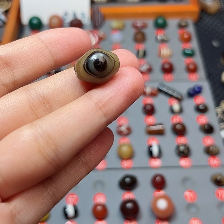 未镶嵌玛瑙/玉髓珠宝半成品生