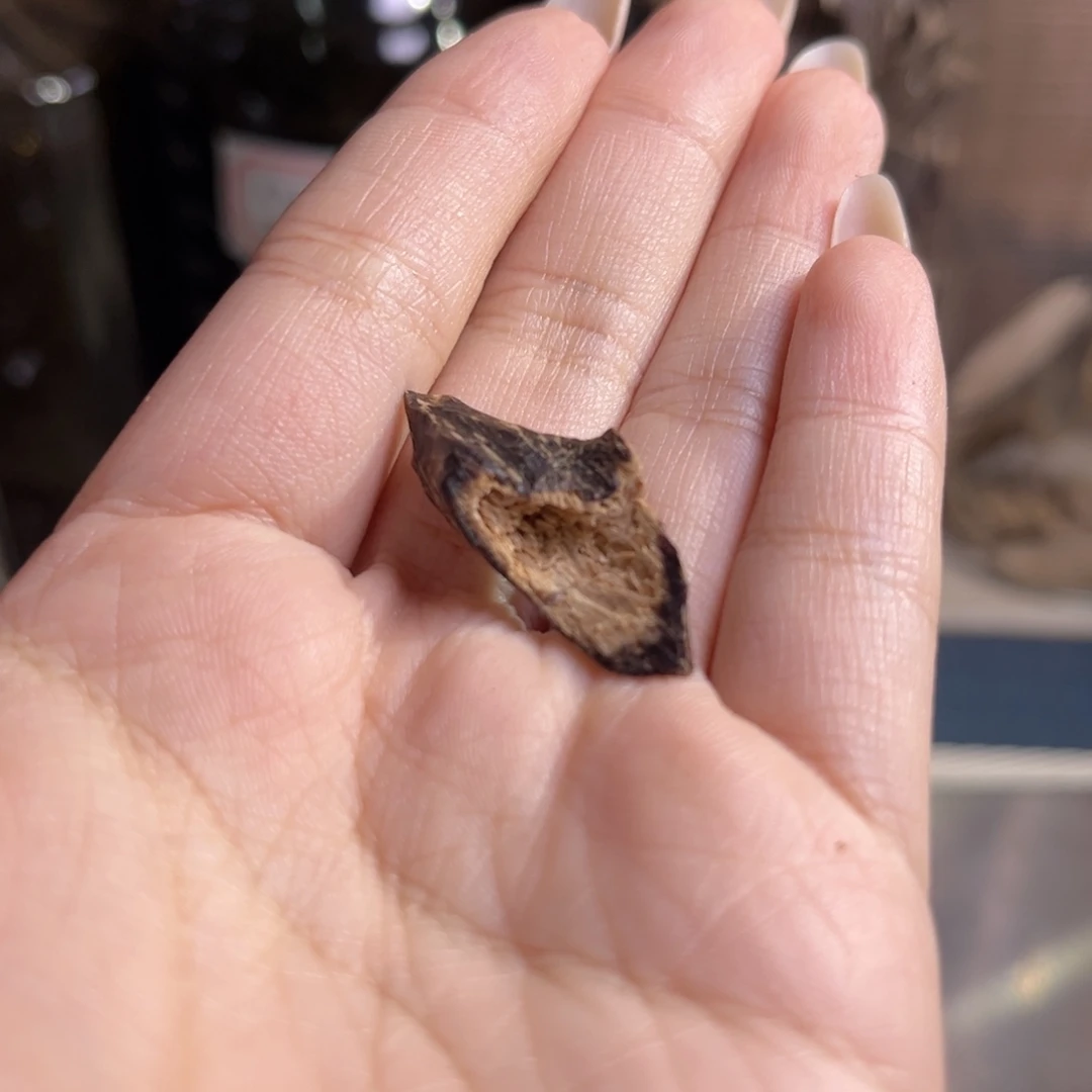 香料香港老料0.7克