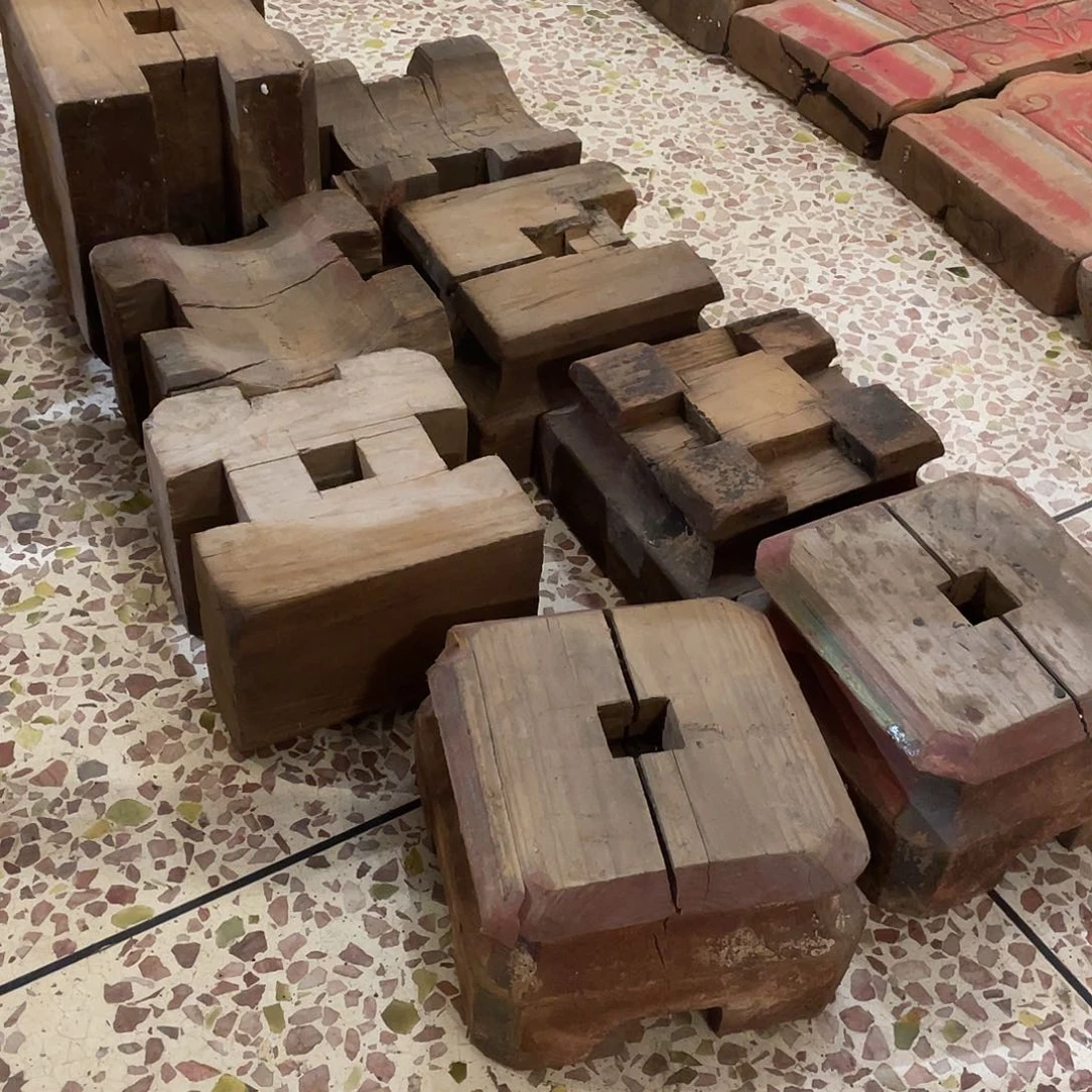 丁***全香杉木潮州木雕八件包邮